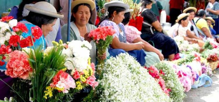 Tarija celebra el Día de la Madre con una Feria de las Flores para impulsar la economía local.