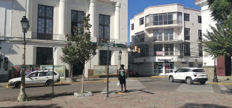Alcalde de Tarija revela lista de exfuncionarios municipales que se postulan a cargos en el Parlamento