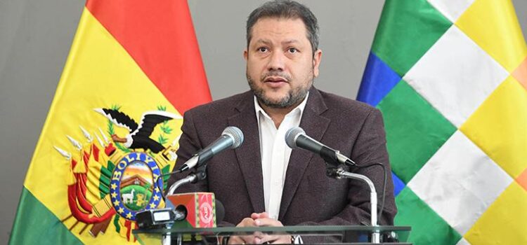 El Gobierno boliviano toma medidas para enfrentar la crisis de combustibles en el país.