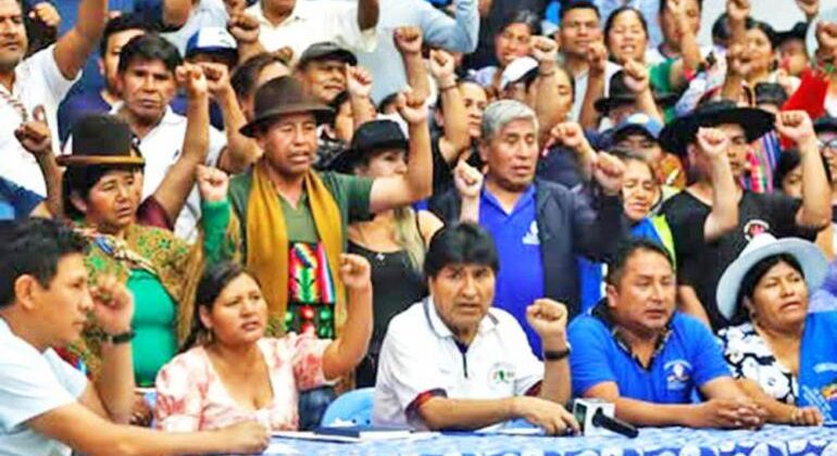 Organizaciones respaldan movilización en La Paz en apoyo a candidatura de Evo Morales.