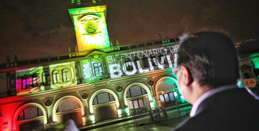 El presidente de Bolivia conmemora el Bicentenario del país destacando eventos culturales y patrimoniales