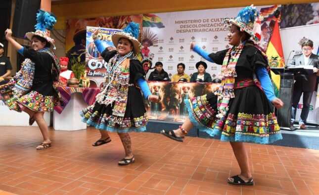 La festividad de Ch’utillos en Potosí: tradición, devoción y colorido.