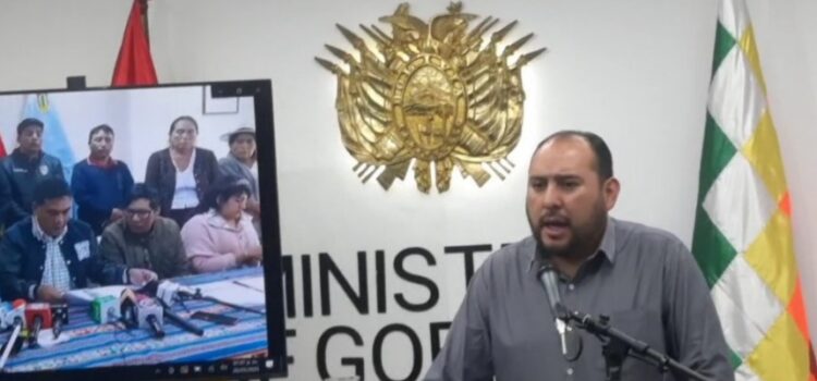 Ministro de Gobierno de Bolivia denuncia amenazas de diputado evista contra general de la Policía