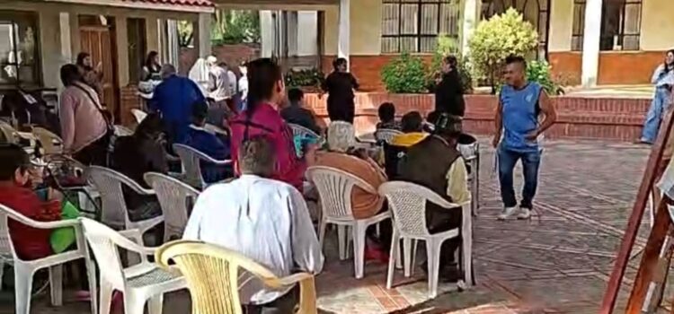 Éxito de la actividad cultural en hogar de ancianos Santa Teresa de Jornet organizada por ONG GENTE.