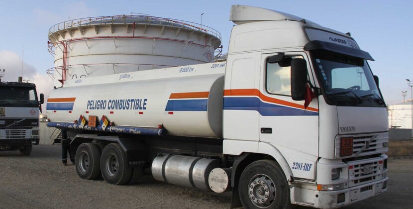 YPFB inicia operativo de despacho de combustible para restablecer suministro en Bolivia.