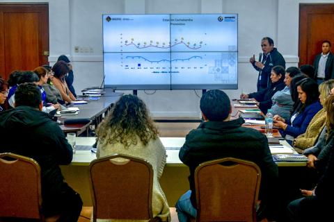 Ministra de Salud de Bolivia alerta sobre epidemias de IRA y neumonía en varios departamentos.
