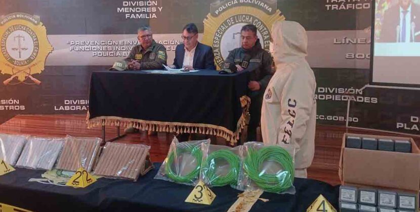 Policía Boliviana desarticula operativo de transporte ilegal de explosivos en La Paz.