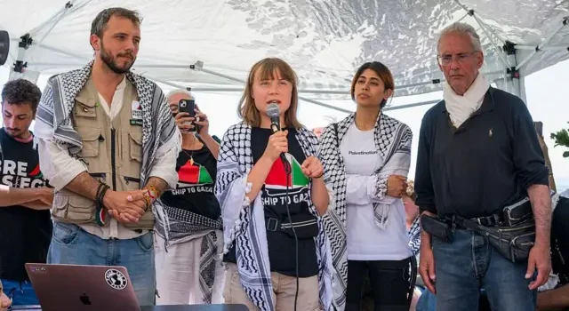 Greta Thunberg lidera expedición hacia Gaza en desafío al bloqueo israelí.
