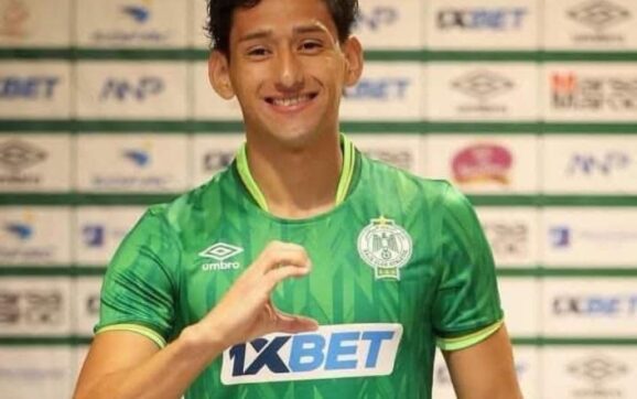 Víctor Ábrego regresa al Raja Casablanca tras exitoso paso por Nacional Potosí