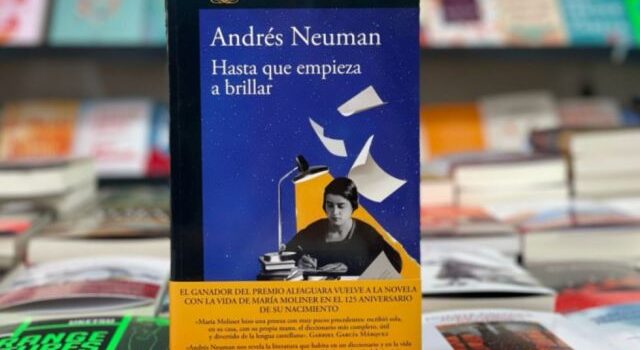 Andrés Neuman retrata a María Moliner y a la generación de mujeres resilientes del siglo XX