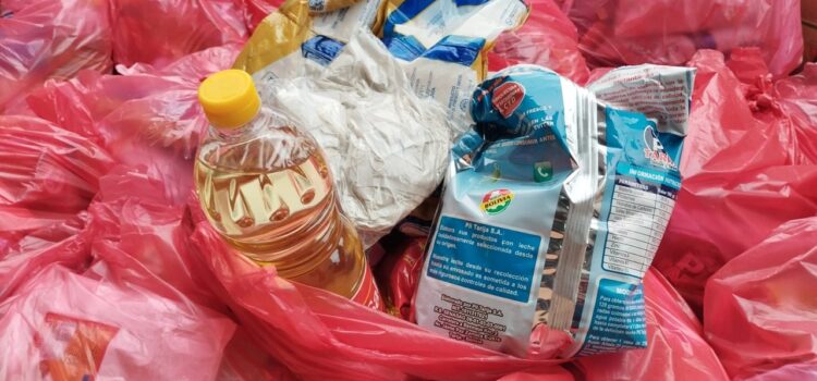 Cesta de alimentos para adultos mayores en Tarija incompleta por falta de proveedores