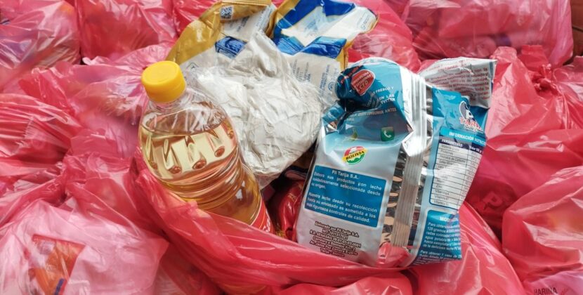 Cesta de alimentos para adultos mayores en Tarija incompleta por falta de proveedores