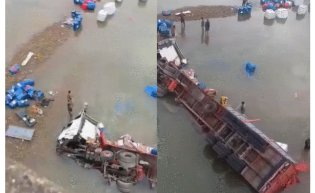 Tráiler cae al río en puente de conexión Cochabamba-Santa Cruz; conductor rescatado