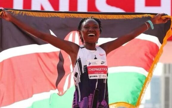 Récord mundial de maratón Ruth Chepngetich suspendida temporalmente por dopaje