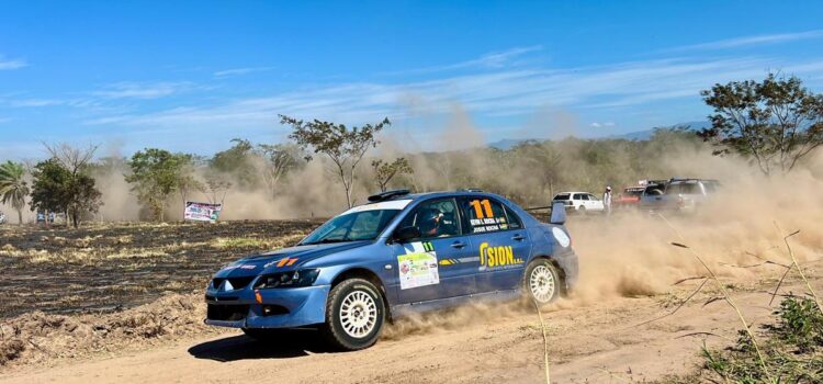 Kevin Rocha gana la cuarta fecha de Adevalle en El Torno, con récord de participación