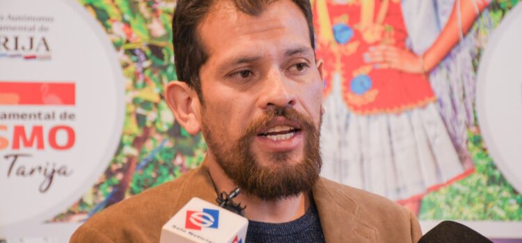 Tarija: Bono de vacunación de 8 millones de bolivianos presiona presupuesto departamental por caída de regalías