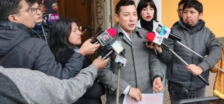 Ruth Nina, exdirigente de Pan-Bol, enfrenta juicio por presunta instigación y delitos electorales tras polémico discurso