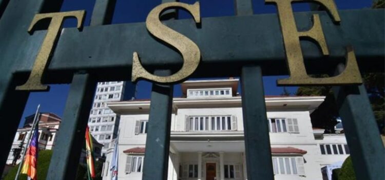 TSE confirma dos debates presidenciales obligatorios en Santa Cruz y La Paz