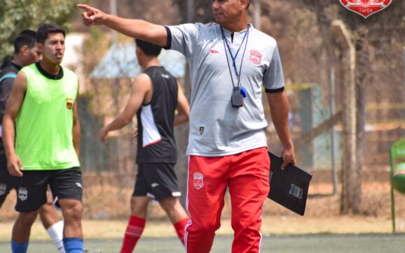 DT de Municipal solicita seis refuerzos clave para la Simón Bolívar fase nacional