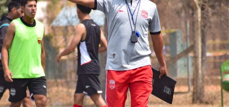 DT de Municipal solicita seis refuerzos clave para la Simón Bolívar fase nacional