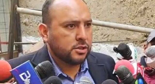 Ministro de Gobierno aclara que votar nulo es un derecho mientras que incitar a romper papeletas es atentatorio