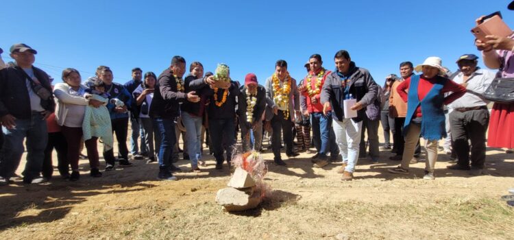 Alcalde de Tarija inaugura moderno sistema de agua potable para 250 familias