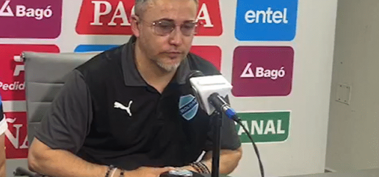 Robatto Confía en la Capacidad del Equipo para Ascender en la Tabla de Posiciones