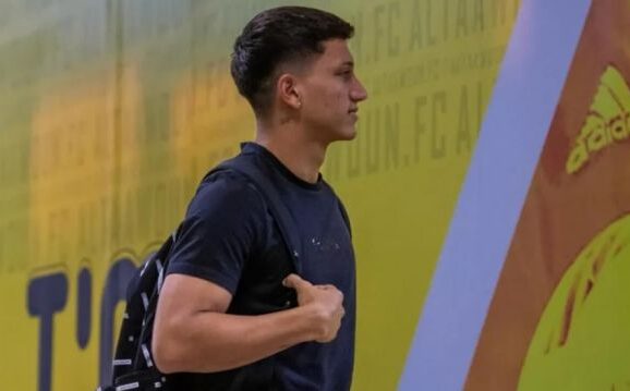 Lucas Chávez a préstamo al exterior: el atacante finalmente cruza fronteras