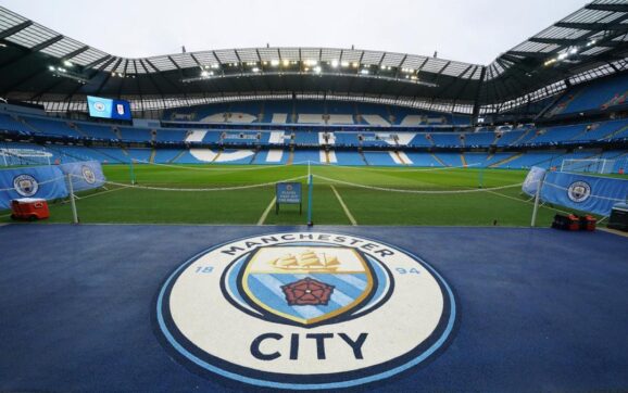 Manchester City espera fallo por 130 supuestas irregularidades financieras