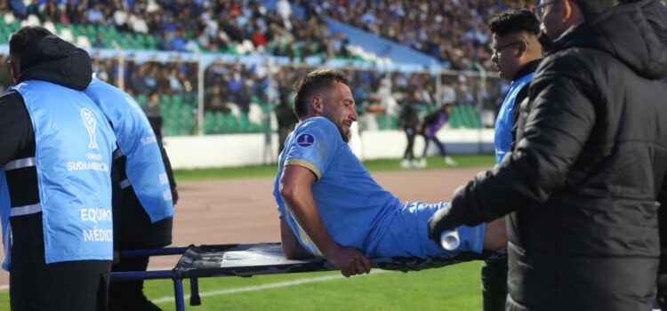 Bolívar busca remontar ante Cienciano con bajas clave en un partido decisivo