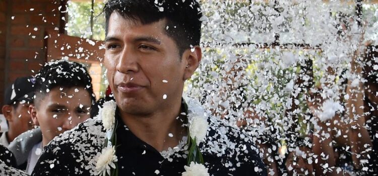 Andrónico admite derrota y llama a la reflexión tras resultados electorales