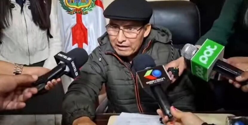 Gobernador Damián Condori retoma funciones este martes tras licencia médica