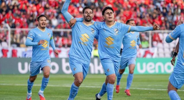 Bolívar gana en Cusco y clasifica a cuartos de final de la Copa Sudamericana