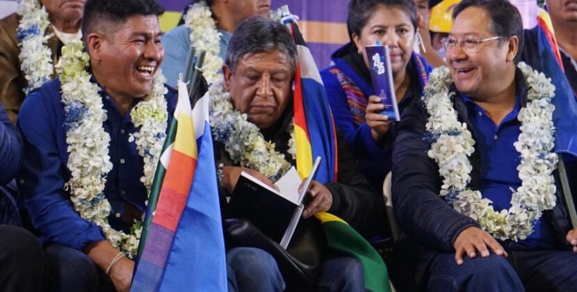 Izquierda Dividida Analiza Derrota Electoral Tres Flancos en Debate Profundo