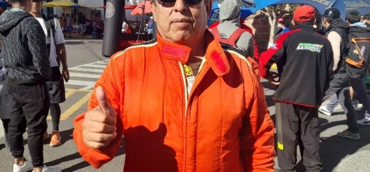 David Budia se corona campeón Clase R2B automovilismo victoria emocionante