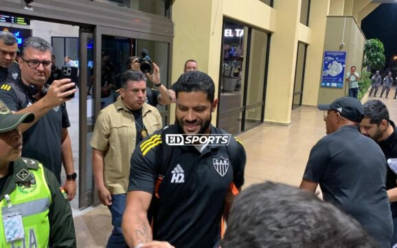 Atlético Mineiro llega a Santa Cruz para enfrentar a Bolívar en decisivo partido