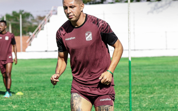 Santacruz Llama a la Prudencia Mentalidad Ganadora Clave para el Equipo