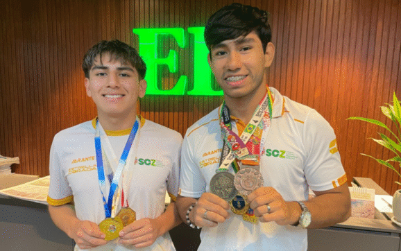 Luchadores bolivianos campeones enfrentan dura batalla por falta de apoyo gubernamental