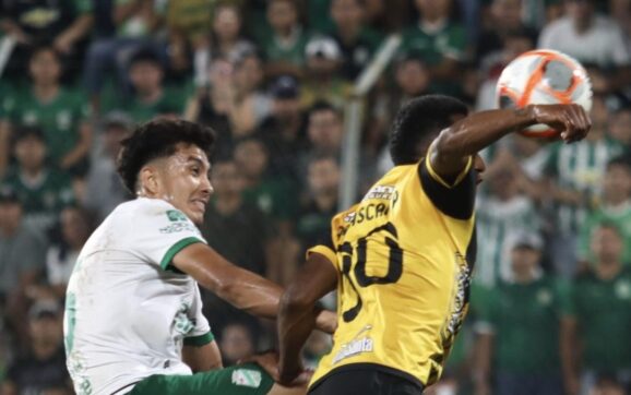 Oriente Petrolero The Strongest Duelo Clave Doblete en Tres Días por la Gloria