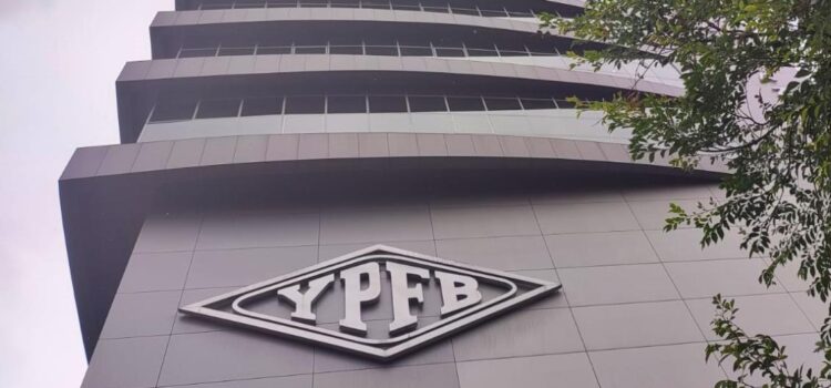 Fiscalía Cita a Cinco Personas Más Por Investigación Caso Botrading