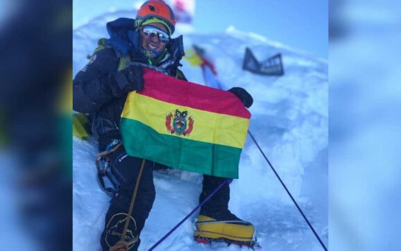 Montañista paceño David Hugo Ayaviri corona la cima del Manaslu en una hazaña histórica