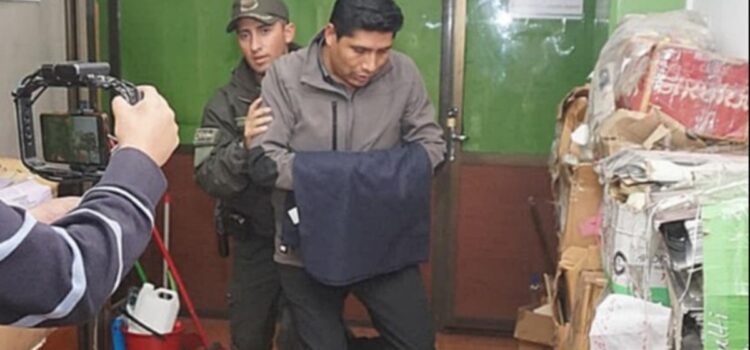 Fiscalía avanza en casos Emapa y Botrading exgerente Franklin Flores guarda silencio