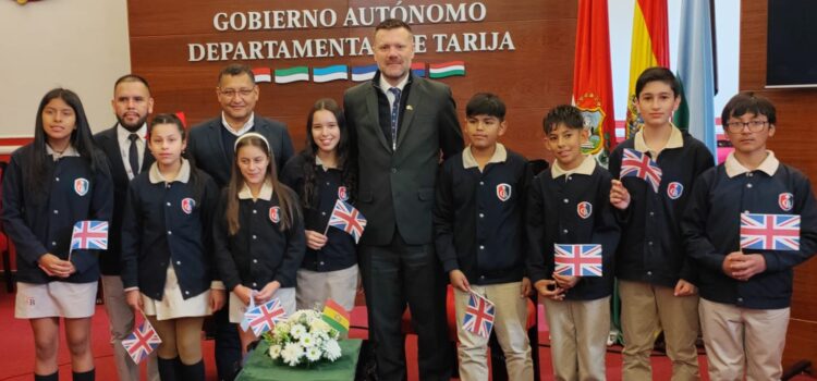 Embajador Richard Porter destaca la diversidad de Bolivia como un país increíble