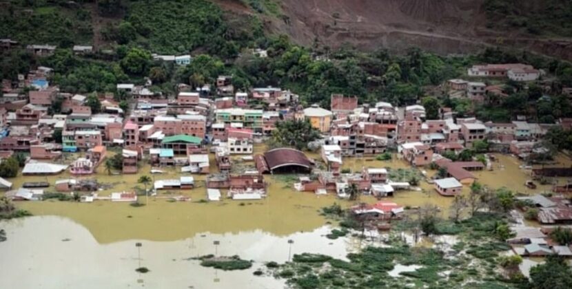 Tipuani pide ayuda tras devastadora inundación que lo dejó sin nada