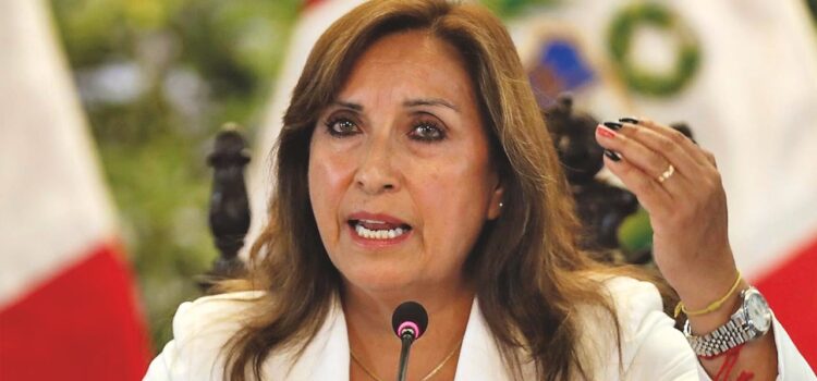 Congreso peruano destituye a Dina Boluarte José Jerí asume la presidencia