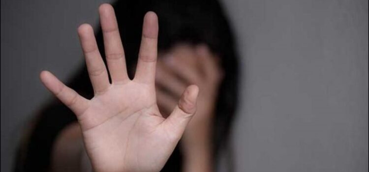 Aprehenden a tres hombres acusados de dopar y violar a adolescente en violación grupal