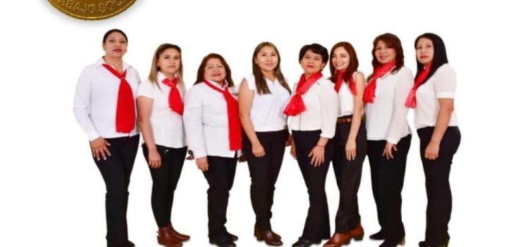 Trabajadores Sociales de Bolivia celebran su día con merecido reconocimiento a su labor fundamental