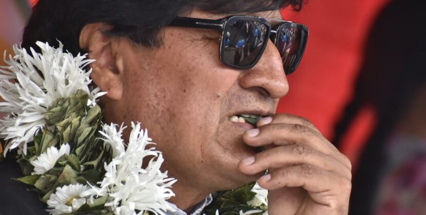 Evo Morales defiende la hoja de coca como un tesoro cultural y natural insustituible
