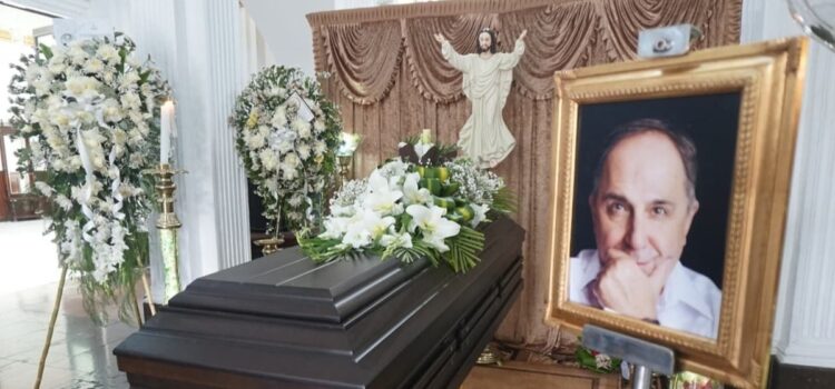 Diputado Gustavo Aliaga es velado en la Asamblea Nacional amigo de todos