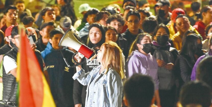 Victoria del PDC genera esperanza pero enfrenta tensiones y demandas políticas